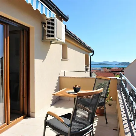 Iva Apartmani Vodice Exterior photo