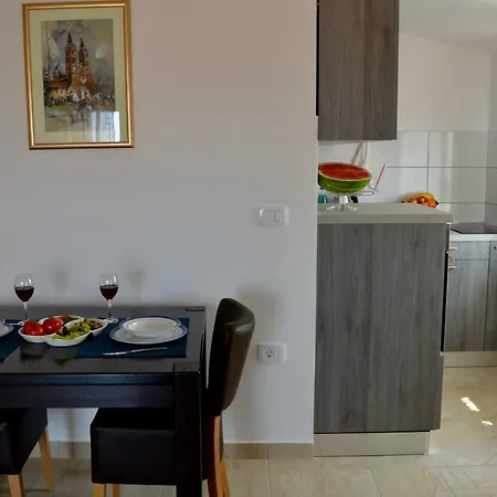 Iva Apartmani Vodice Exterior photo
