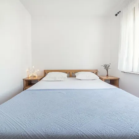 Iva Apartmani Vodice Exterior photo