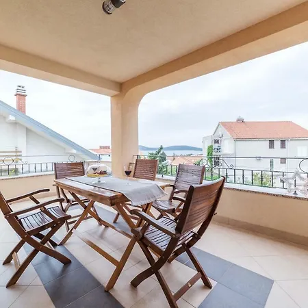 Iva Apartmani Vodice Exterior photo