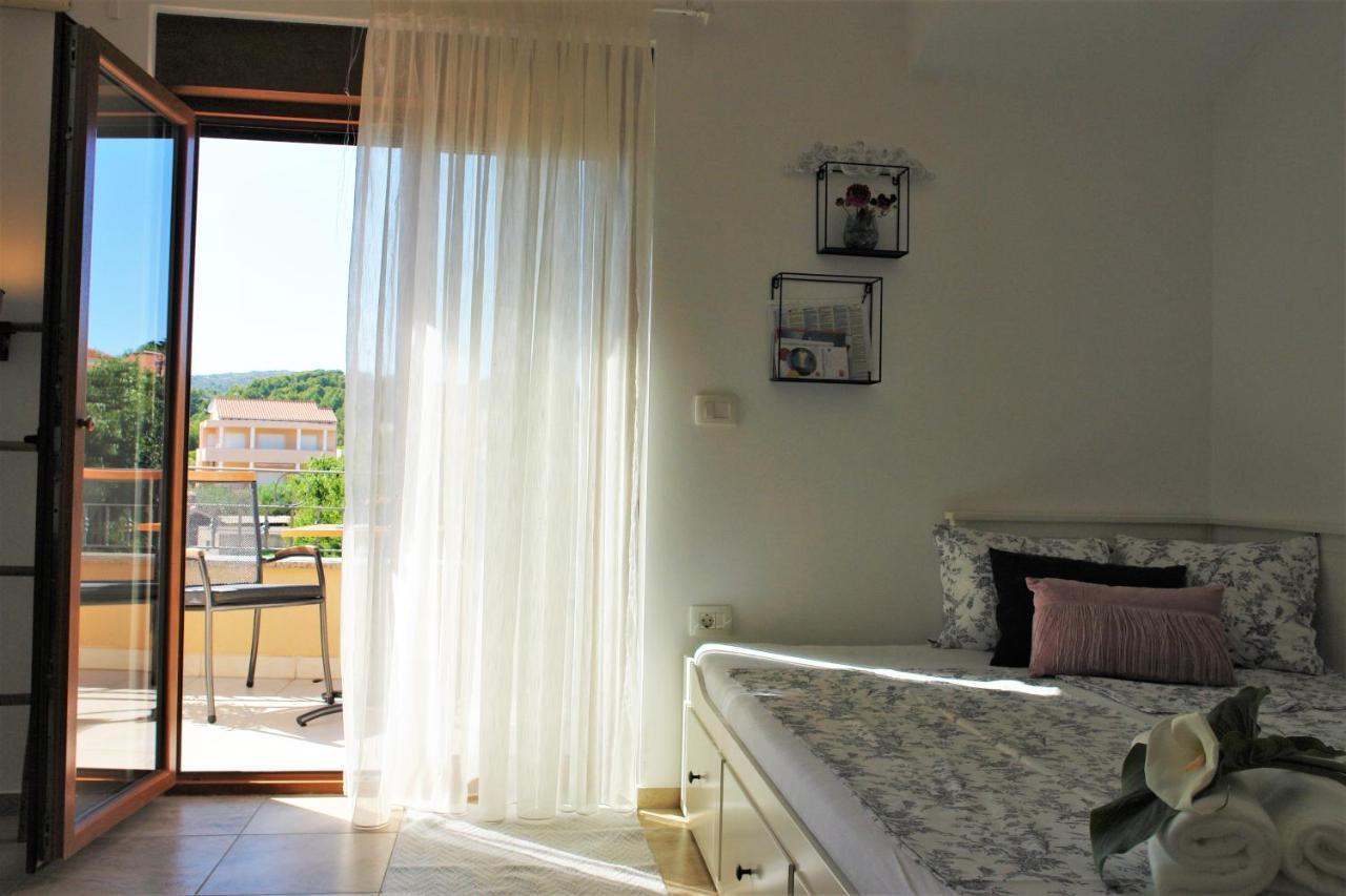 Iva Apartment